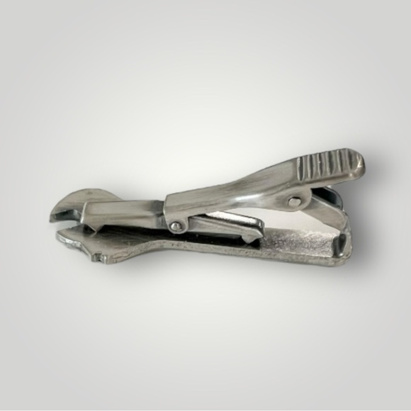 Wrench Tool Unique Christmas Gift For Him Tie Clip Bar Gift Made In Japan New - Picture 8 of 9